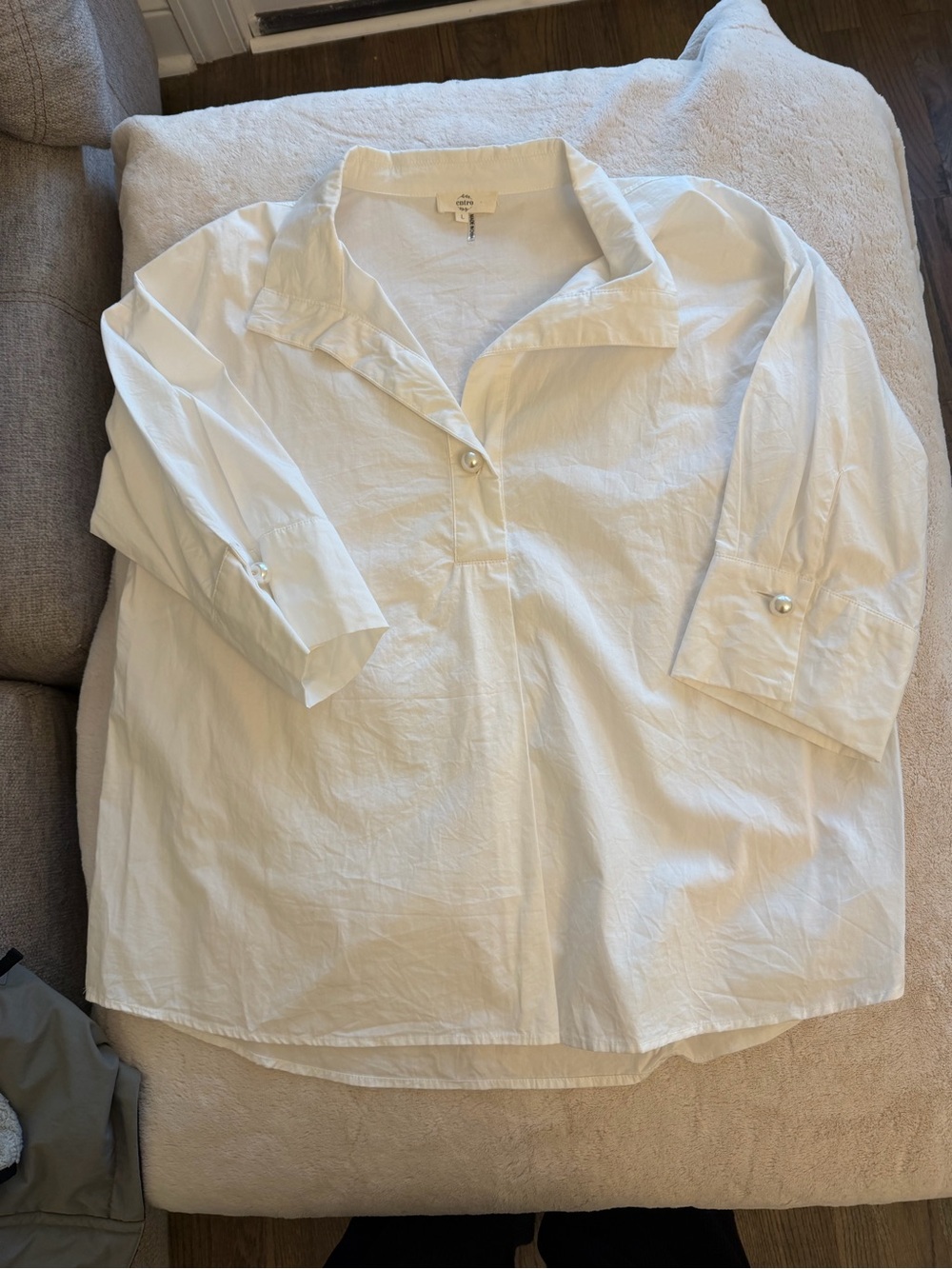 White womens' Button-Front Shirt - Brand:
